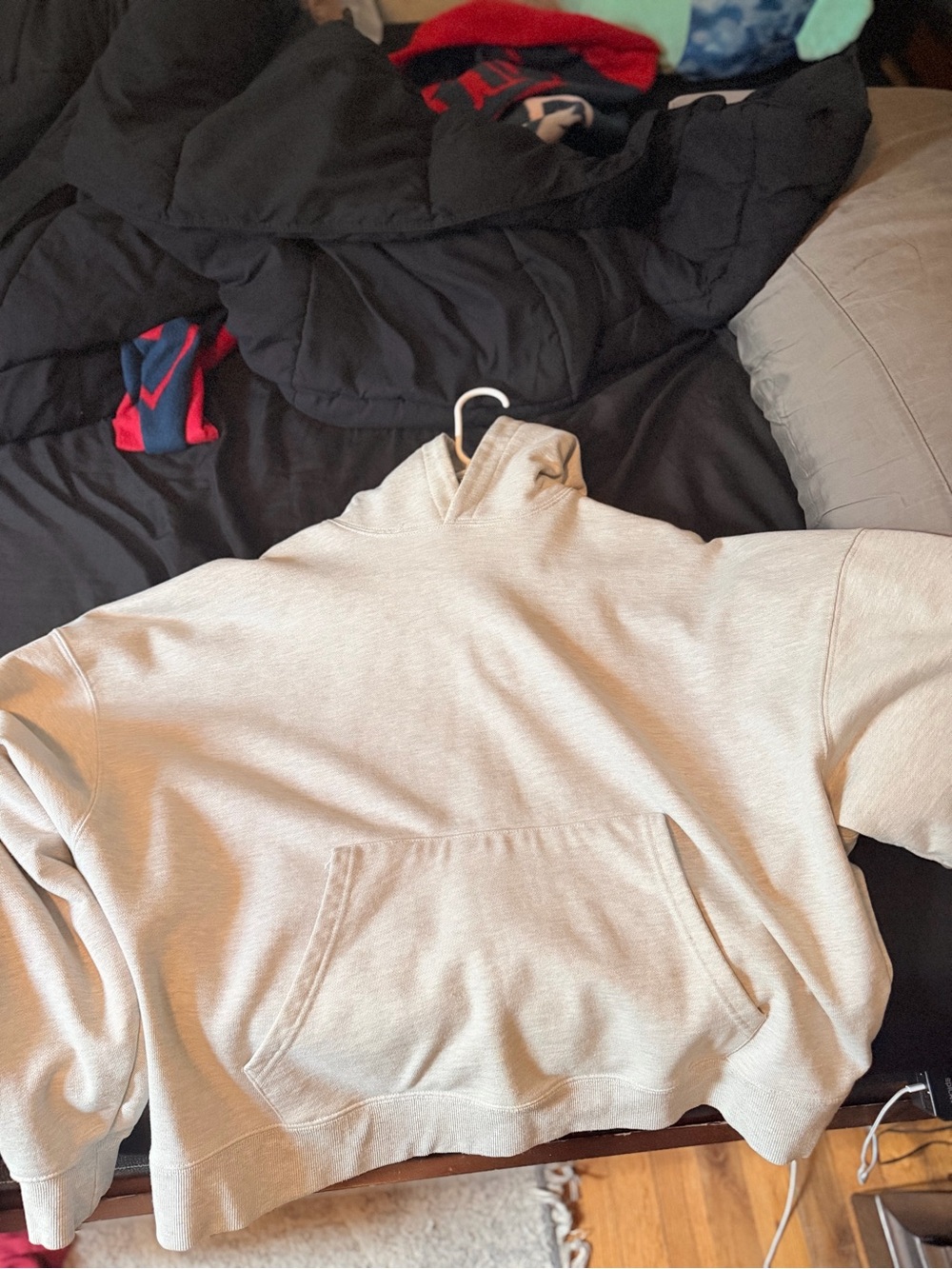 Zara Men's Cream Pullover Cropped Hoodie